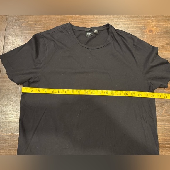 Hugo Boss Short Sleeve T-Shirt - Picture 7 of 8